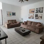 Apartamento Itaguá